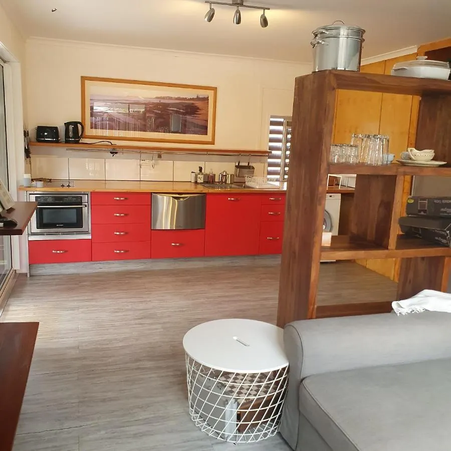 Guest house Guesthouse In Pacific Paradise